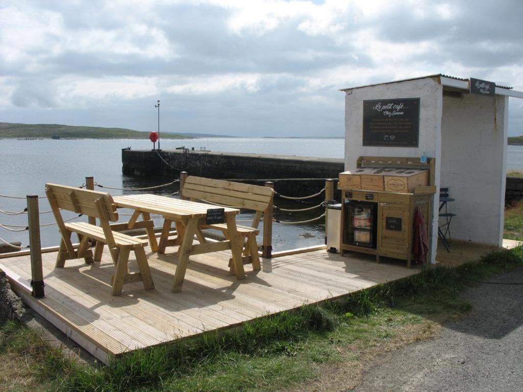 The Uyeasound Old Pier Cottage Belmont (Shetland) Exterior foto